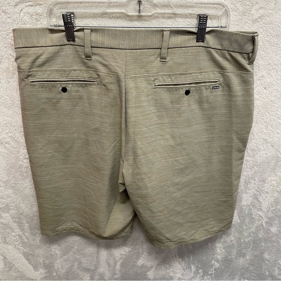 Hurley Nike collaboration golf chino shorts men’s size 36 tan activewear - Picture 4 of 8